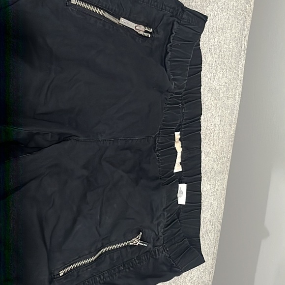 Capri pants - Picture 3 of 4